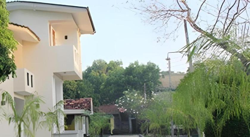 The Kent Tissamaharama Exterior photo