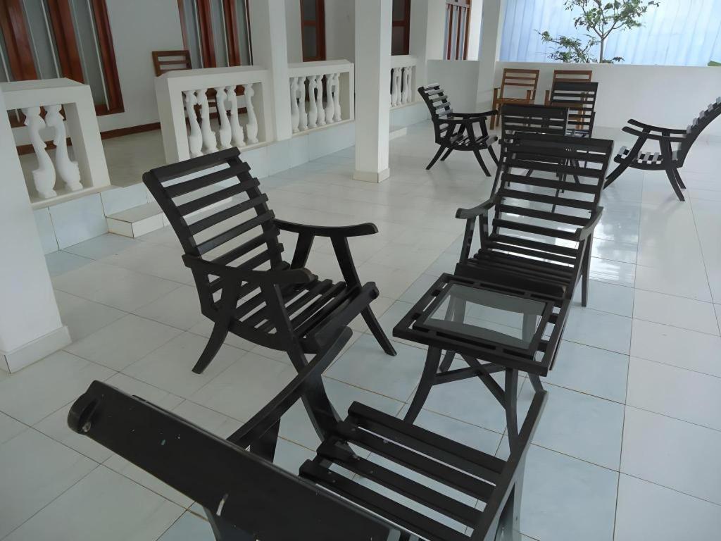 The Kent Tissamaharama Exterior photo