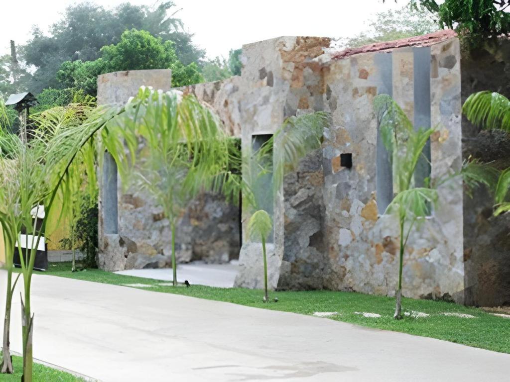 The Kent Tissamaharama Exterior photo
