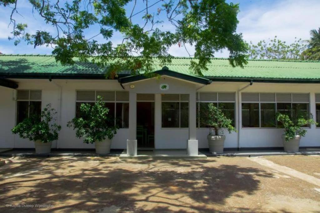 The Kent Tissamaharama Exterior photo